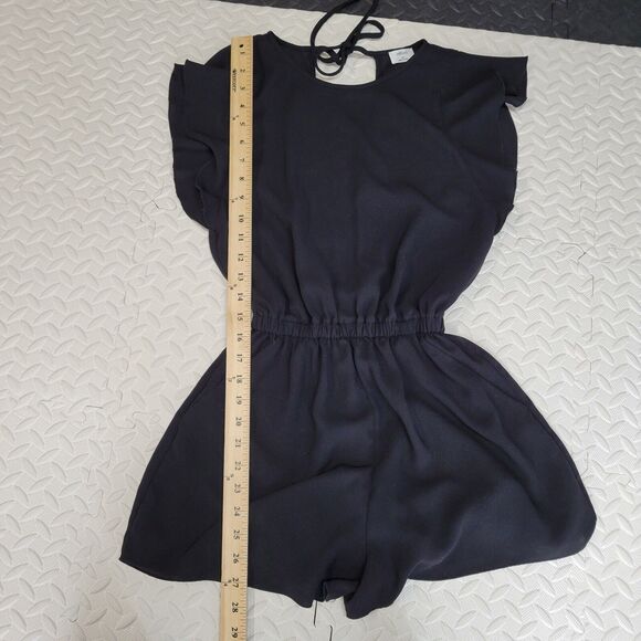 Aritzia‎ Wilfred Fleurette Romper Size XS Black Open Back Short Flutter Sleeves - Picture 9 of 13